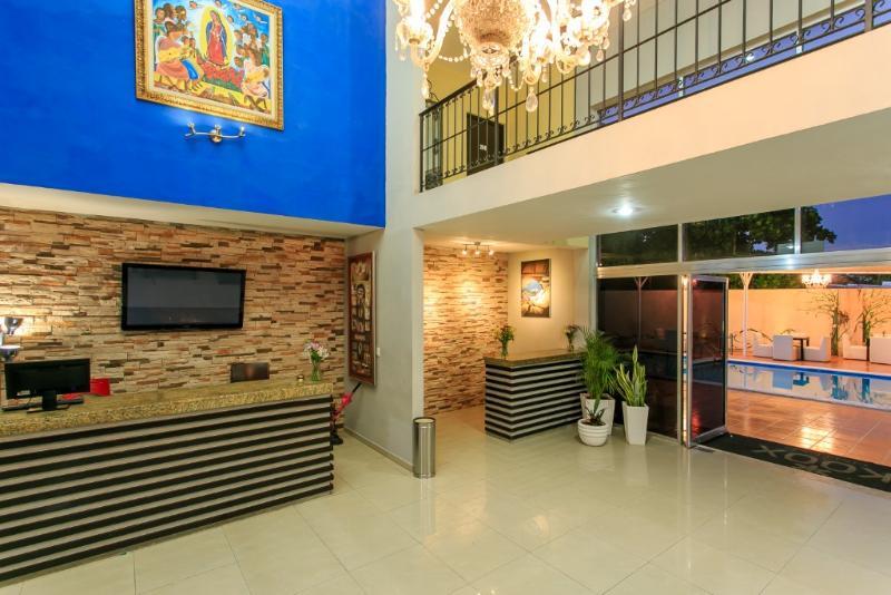 Hotel Siglo 21 Мерида Екстериор снимка